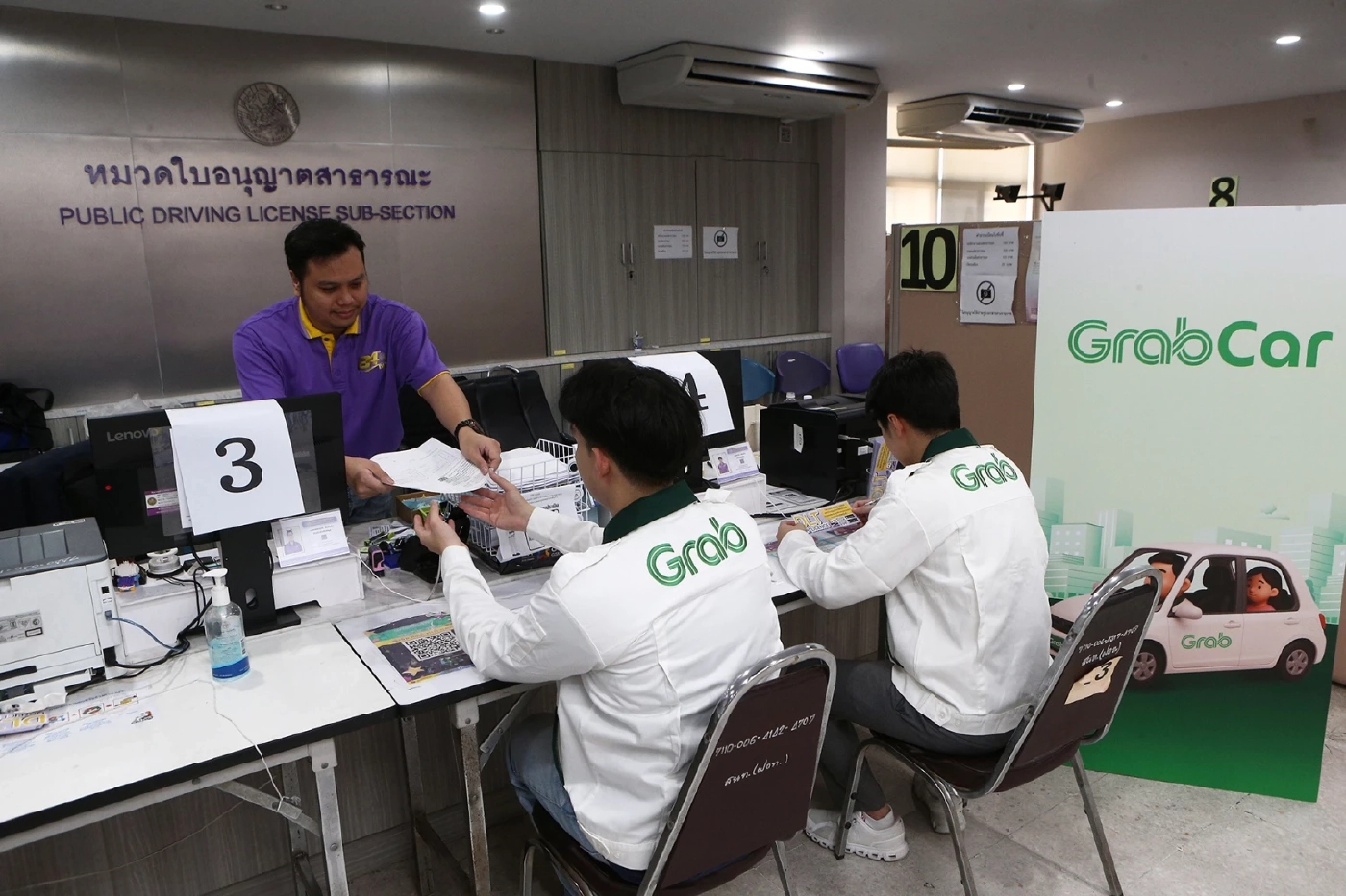 แกร็บ รับลูก ขนส่งฯ เร่งดันคนขับจดทะเบียนให้บริการผ่านแอปฯ