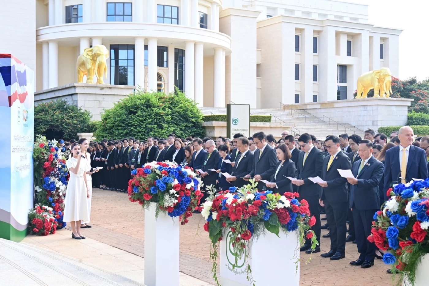 พลังซีพีทั่วโลก!  ร่วมร้องเพลงชาติไทย ย้ำรากฐานจงรักภักดี