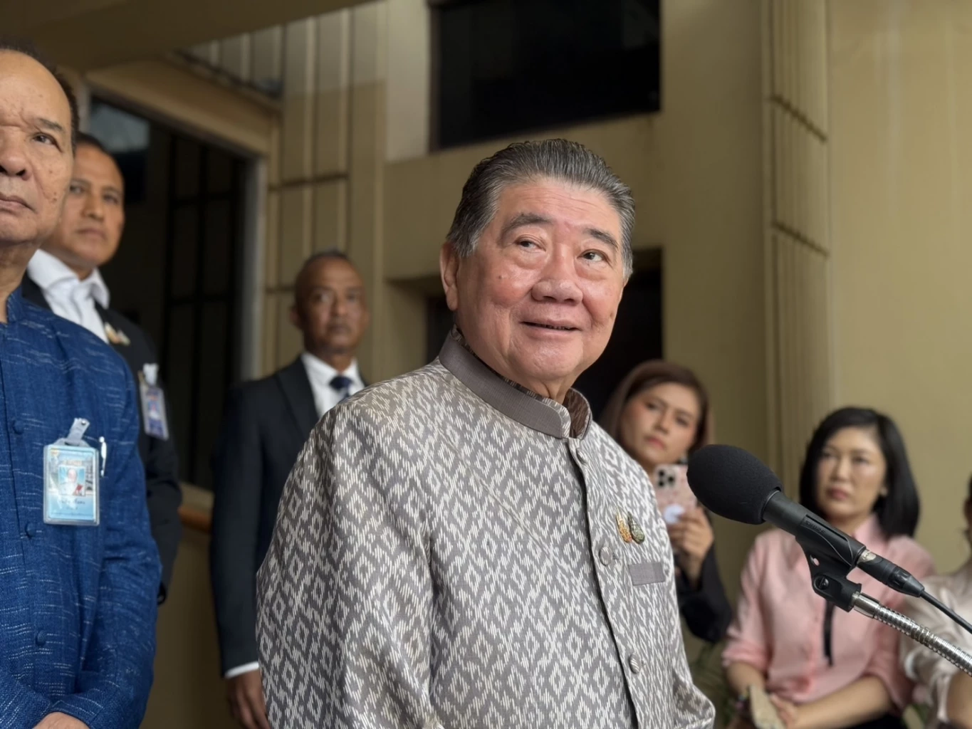 ภูมิธรรม เวชยชัย ปฏิบัติราชการแทนนายกรัฐมนตรี 