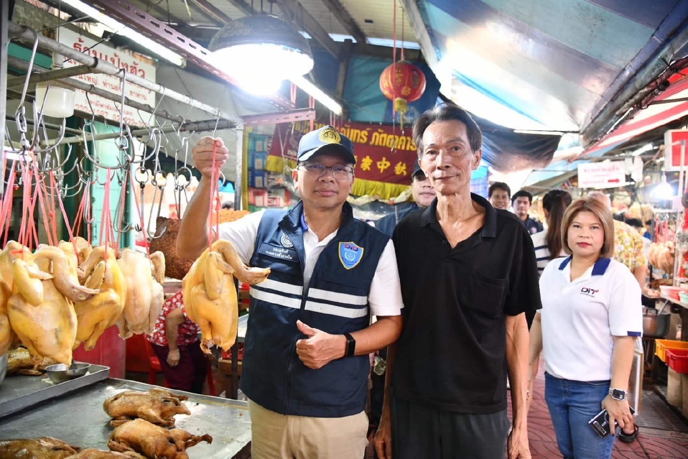 พาณิชย์ลุยตรวจเข้มราคาสินค้าไหว้สารทจีน ย้ำป้ายราคาต้องชัดเจน