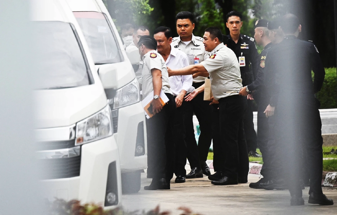 ถอดรหัสคำสั่ง "ชั้น 14" นิติสงครามยังไม่จบ