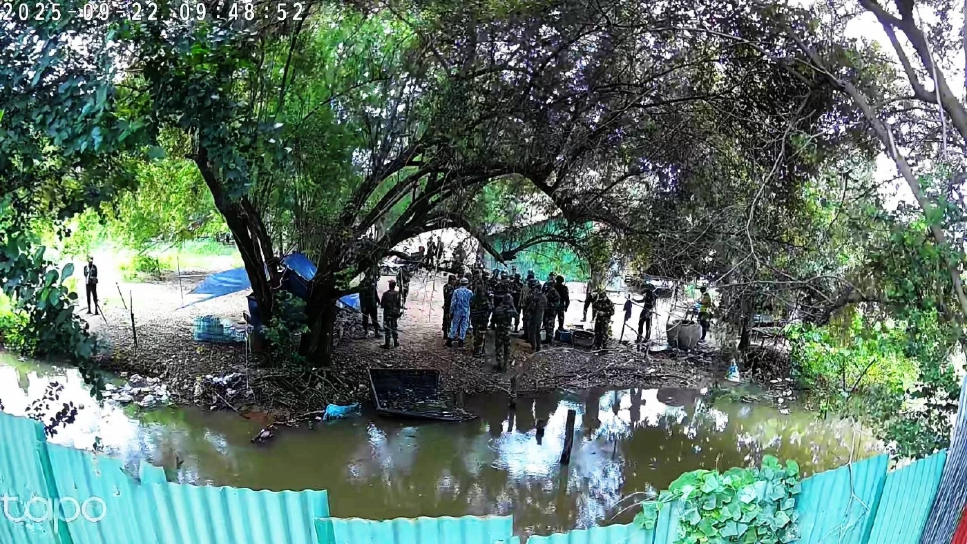 "ทหารกัมพูชา" เคลื่อนไหวต่อเนื่อง นำคณะผู้สังเกตการณ์ ลงพื้นที่ชายแดนสระแก้ว