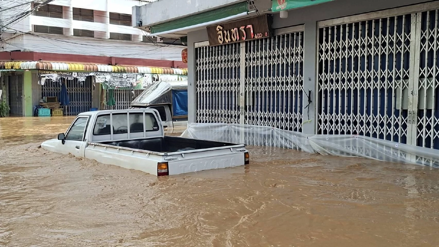 หล่มสักอ่วม! เพชรบูรณ์ น้ำทะลักท่วมหนักในรอบ 10 กว่าปี