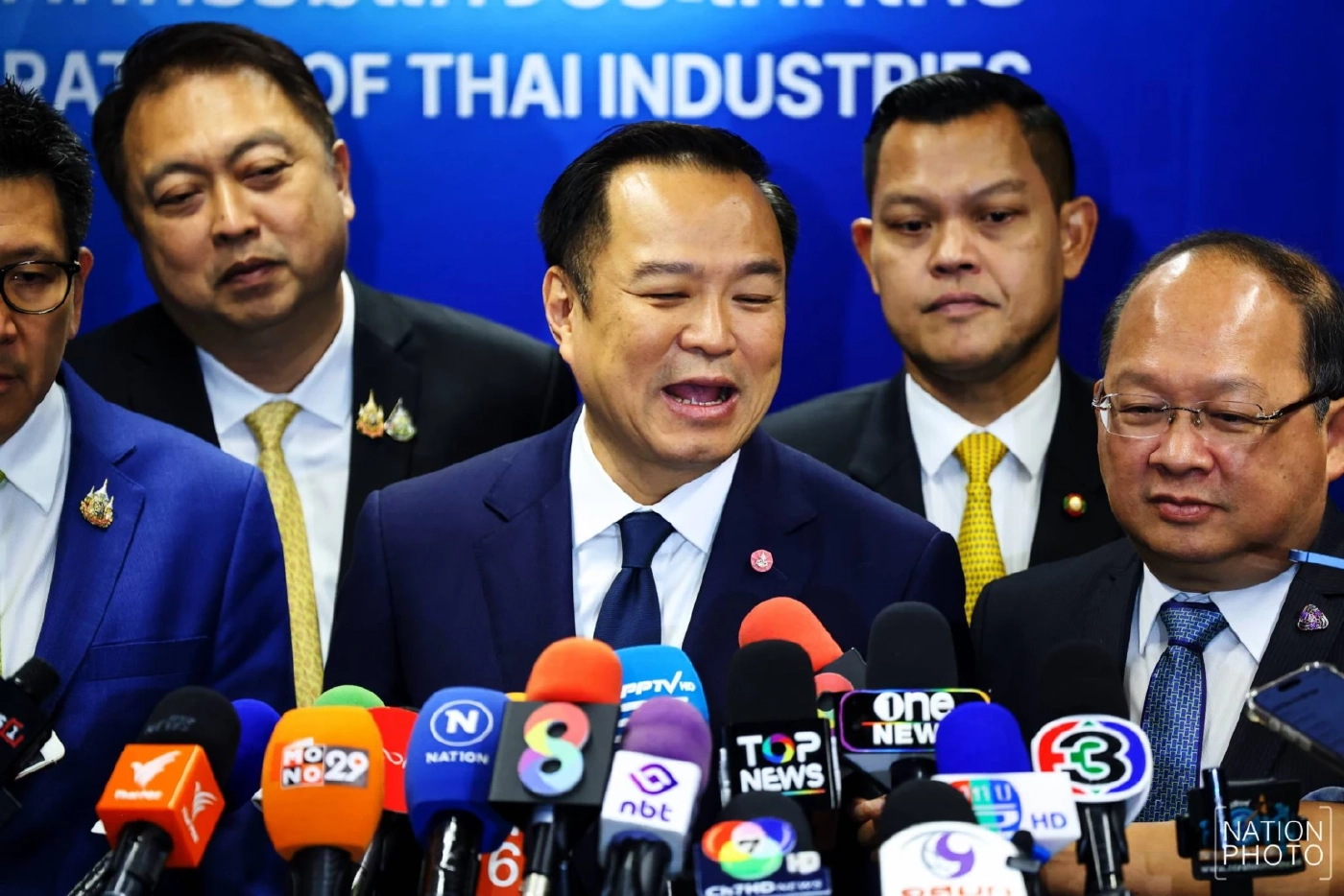 "จิรายุ" ย้ำตรวจคุณสมบัติ ต้องเข้ม หวั่น "รมต.เต้าหู้ยี้" ห้าม 2 มาตรฐาน