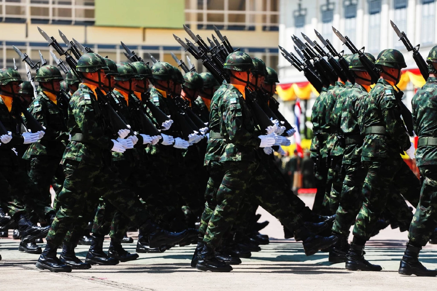 "ผบ.ทบ." ไฟเขียว เปิดโควตาพิเศษสอบเข้าทหาร "นักเรียนนายสิบ" 156 อัตรา