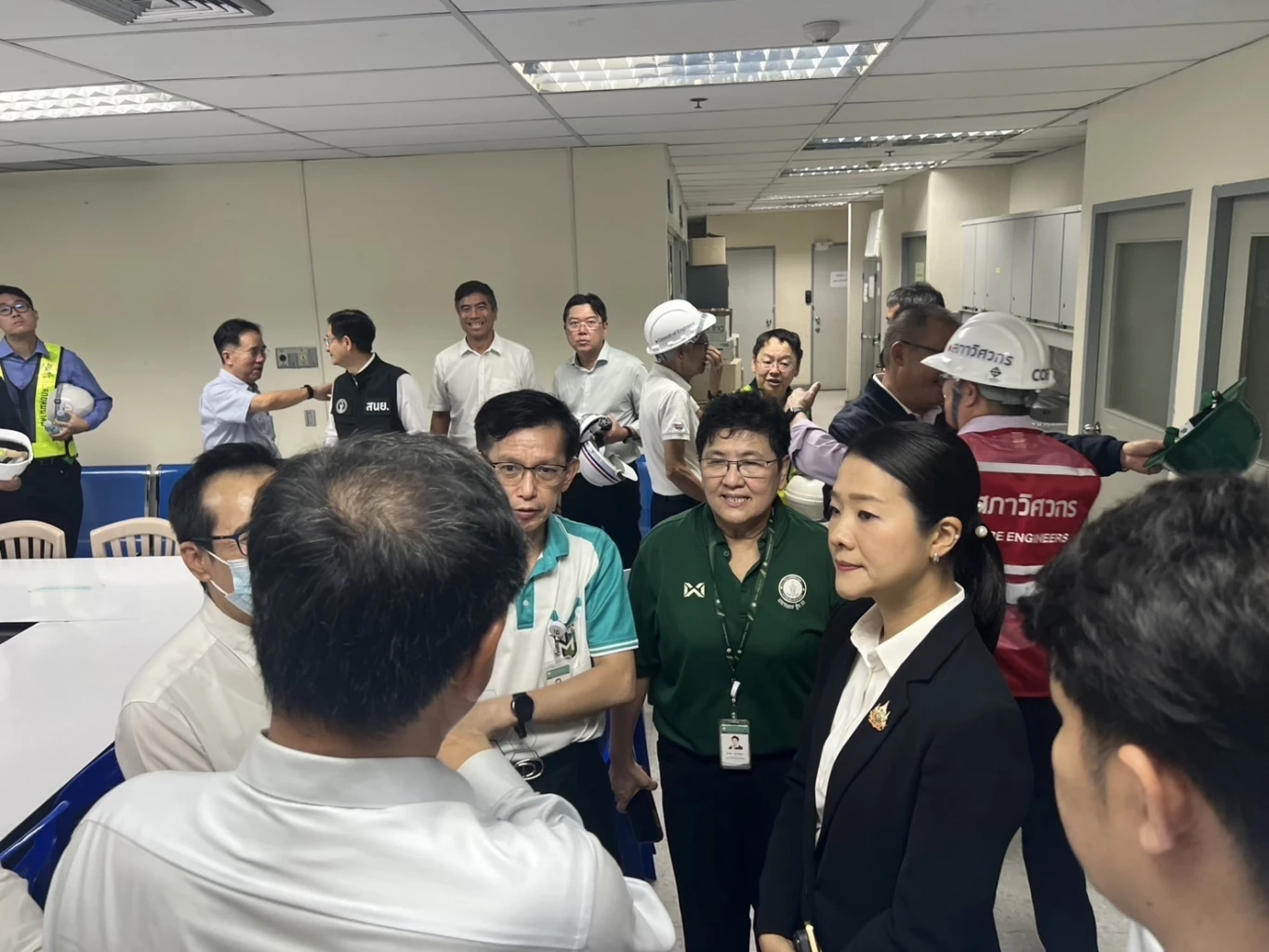 “ธีรรัตน์” ลงพื้นที่เร่งผลักดันแนวทางช่วยเหลือผู้ประสบภัยหลุมยุบ