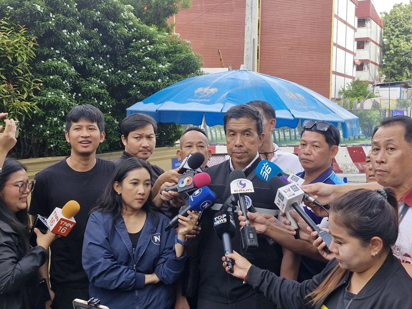 คืนผิวจราจร ถ.สามเสน  8 ต.ค.นี้ หลังเทคอนกรีตปิดช่องโหว่แล้ว