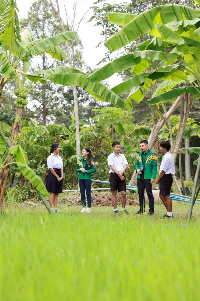 ธ.ก.ส. หนุนสร้างเยาวชนเข้าสู่ภาคการเกษตร \'โรงเรียนเกษตรธนากร\'