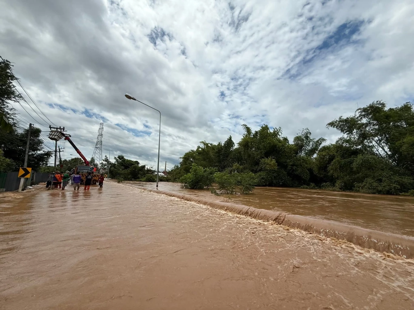 หล่มสักอ่วม! แม่น้ำป่าสักทะลักท่วมเป็นครั้งที่ 4 ในรอบปี