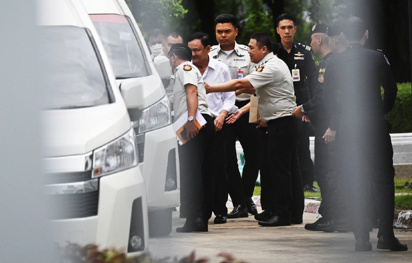 "ทักษิณ" ยอมทำตามระเบียบทุกอย่าง ยังอยู่ในแดนกักโรค เชื่อทำใจไว้แล้ว