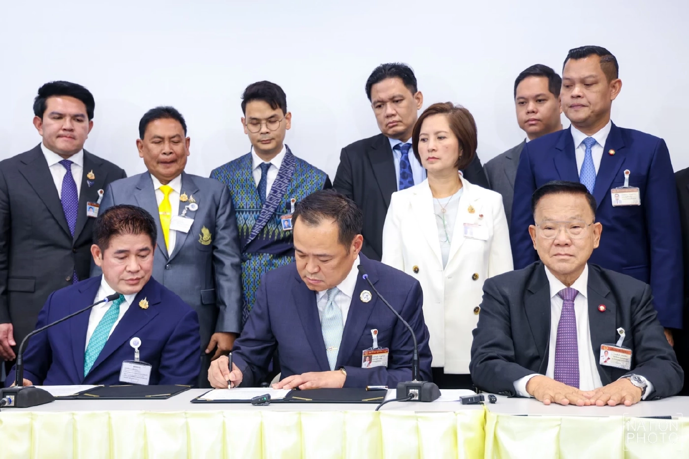 เปิด 146 สส.พร้อมงูเห่าพรรคร่วมรัฐบาลเก่า หนุน 'อนุทิน' นั่งนายกฯ