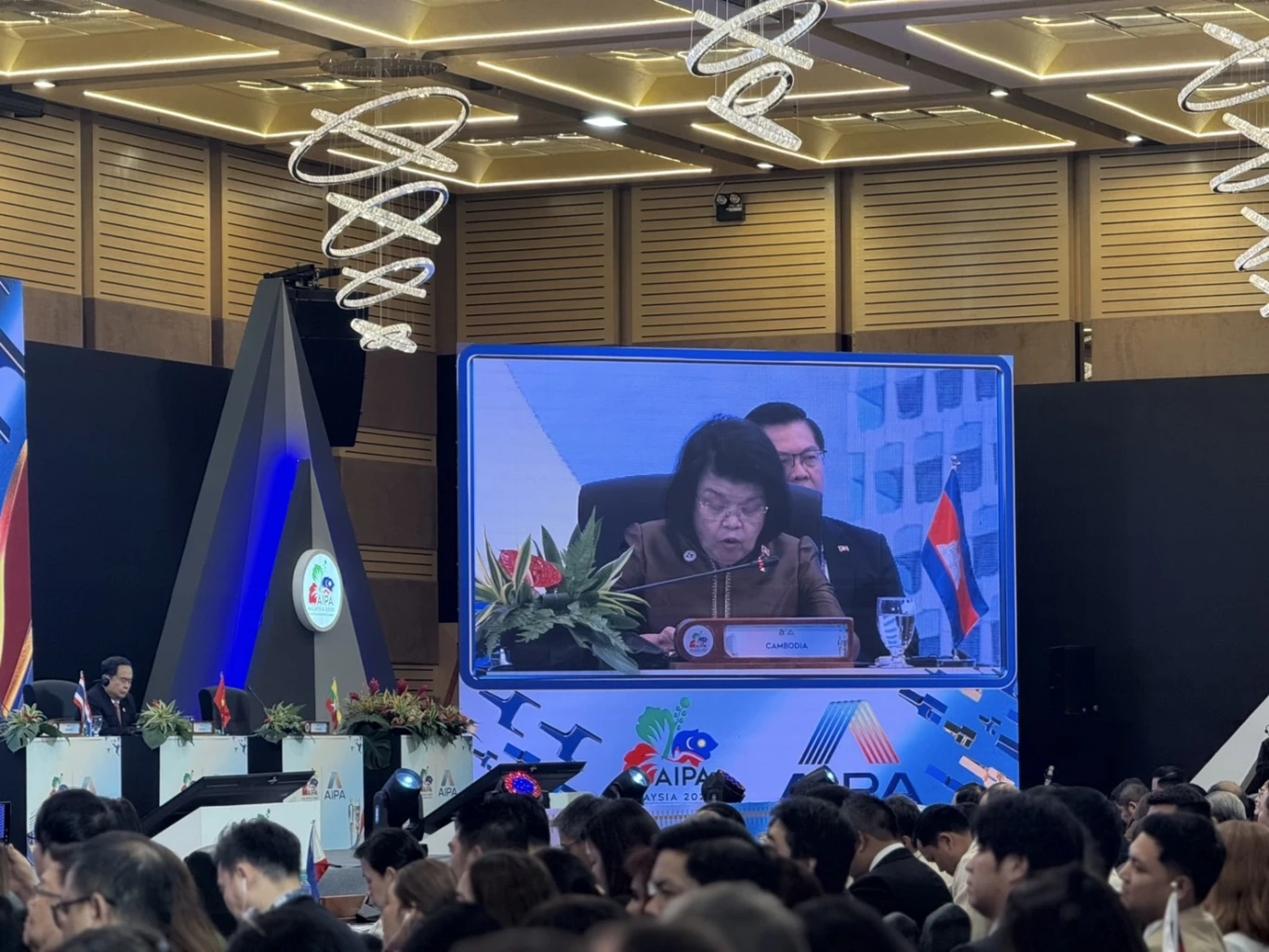 “ควร สุดารี” โกหก AIPA วอนอาเซียนเบรกไทยใช้กำลังและความรุนแรง