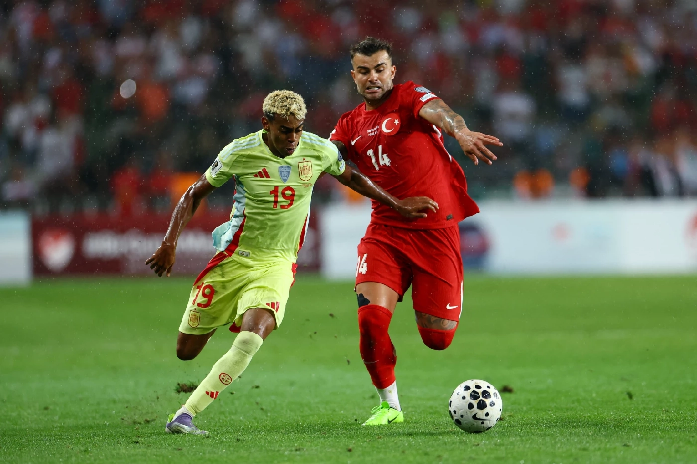 เดปายขึ้นแท่นดาวซัลโวสูงสุดตลอดกาลของเนเธอร์แลนด์ พร้อมนำทีมเก็บชัยศึกคัดบอลโลก