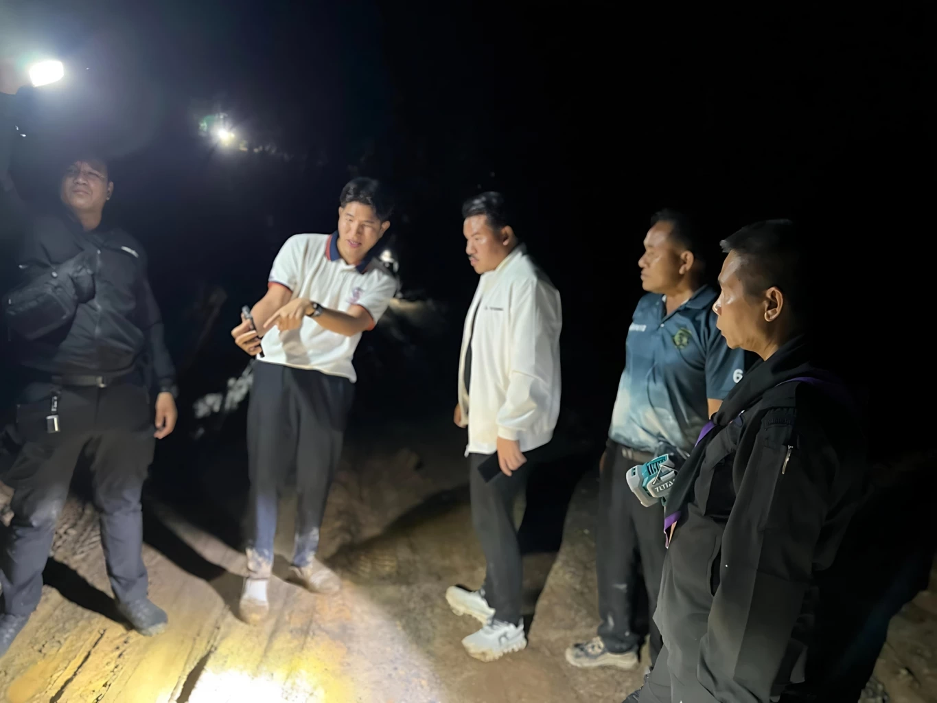 "กังฟู-สส.เสี่ยเซียง" สู้ไม่ถอย! ระดมสร้างถนนช่วยทหารยึดแผ่นดินคืน ไม่เห็นด้วย "เปิดด่าน"