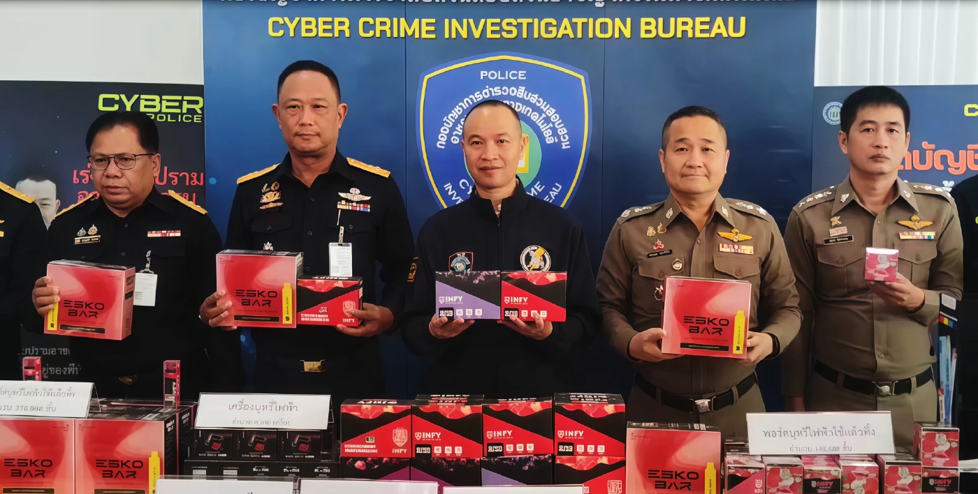 ระดมกำลังยึด "บุหรี่ไฟฟ้า" กว่า 5 แสนชิ้น มูลค่ากว่า 90 ล้านบาท (มีคลิป)