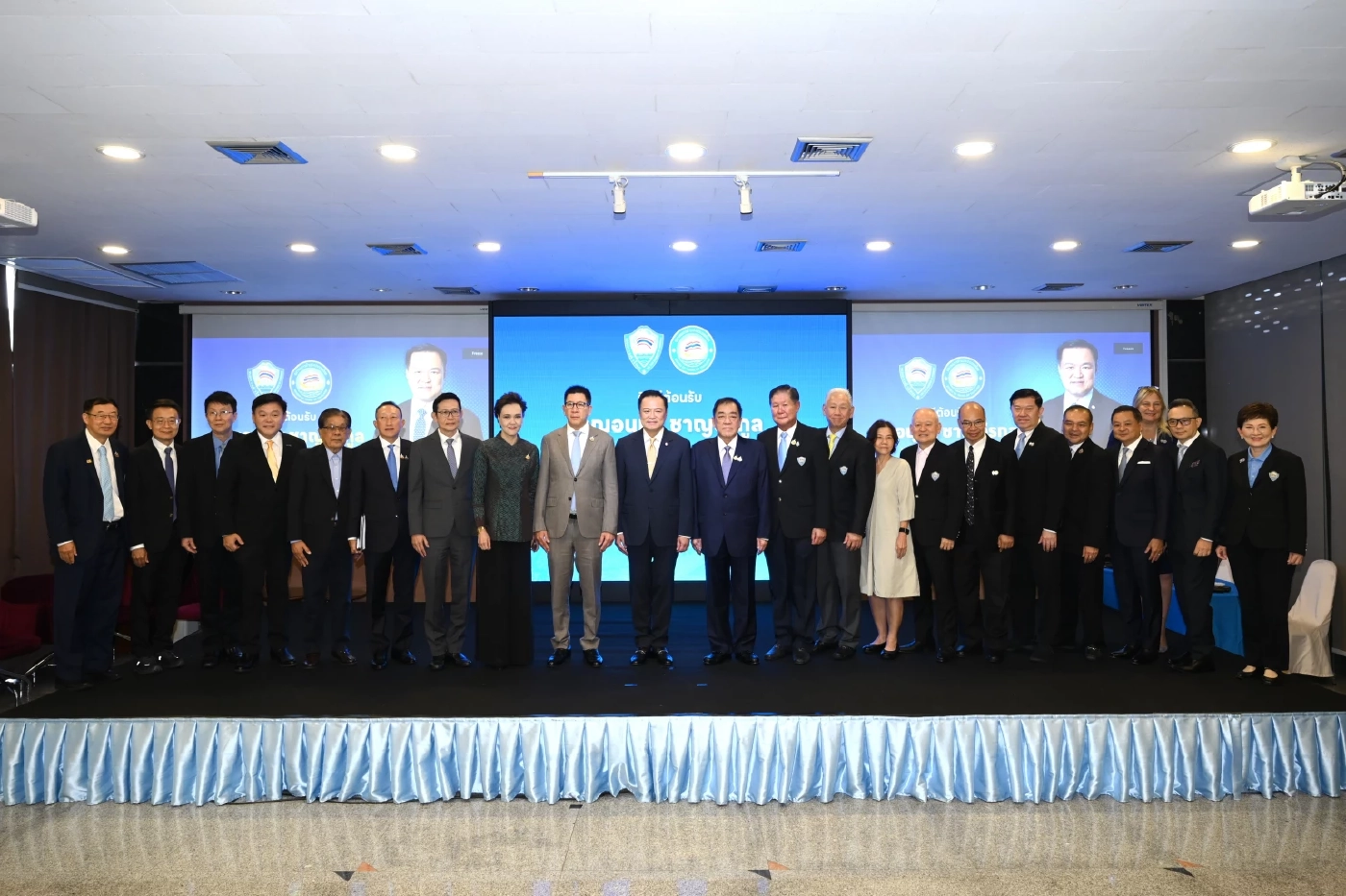 หอการค้าฯ ถก นายกฯ ชงข้อเสนอ '7 เสาหลักฟื้นฟูเศรษฐกิจไทย'