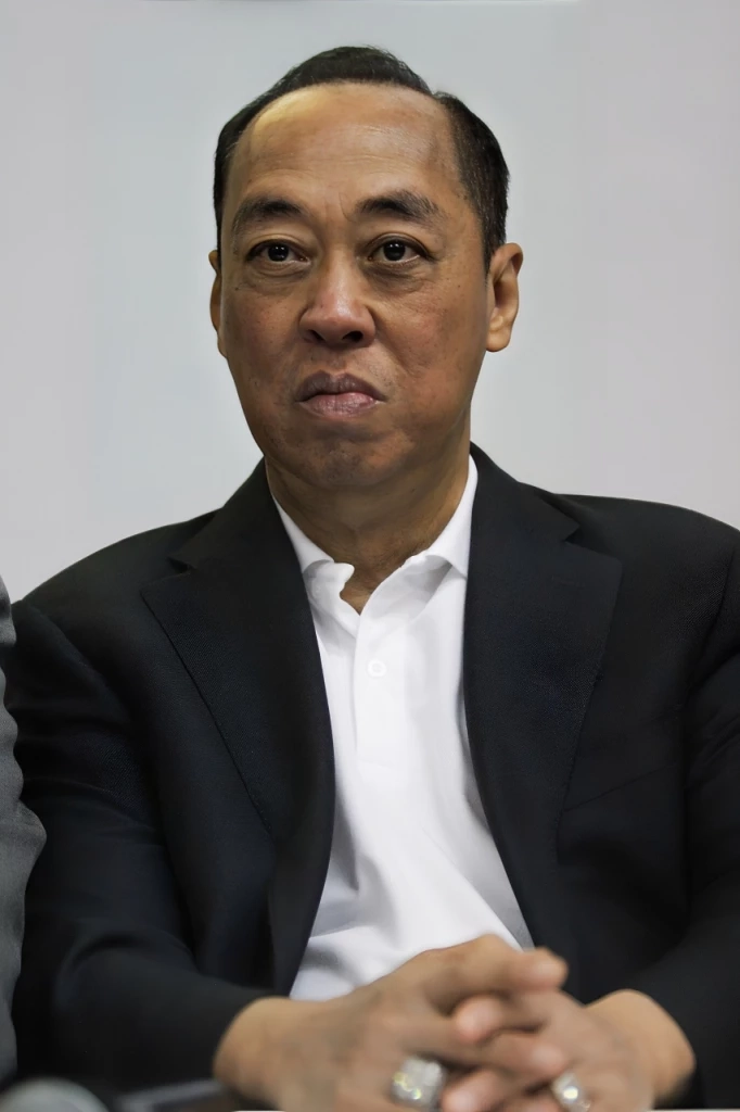 นายสงคราม กิจเลิศไพโรจน์