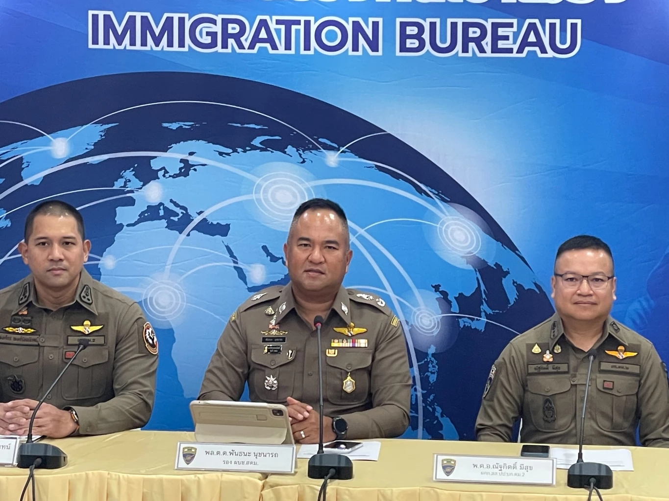 พล.ต.ต.พันธนะ นุชนารถ รอง ผบช.สตม.