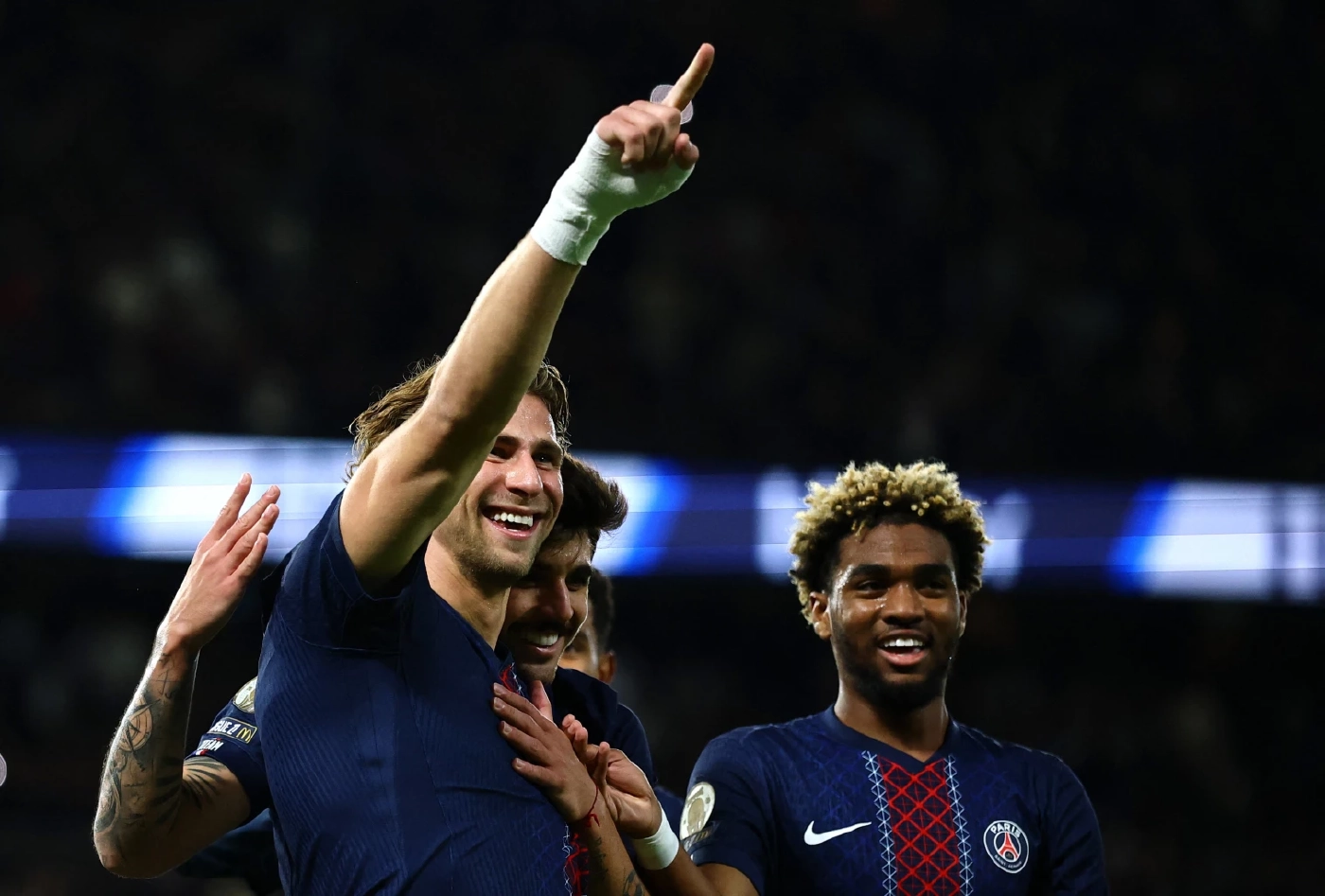 ยักษ์ชนยักษ์ UCL คืนนี้! บาร์เซโลนา วัดคม เปแอสเช