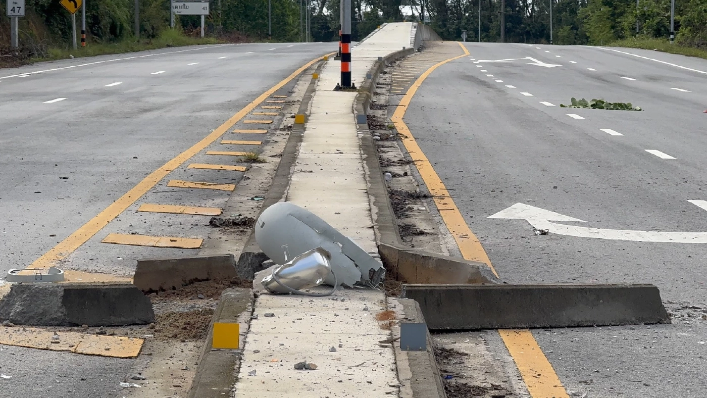 เร่งไล่ล่าโจรปล้นร้านทอง สุไหงโก-ลก คาดเผ่นมาเลย์ อัปเดตยอดทอง 600 บาท