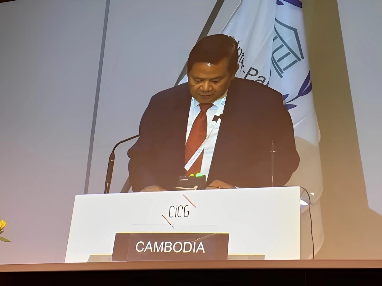 นายอุช โบฤทธิ์ รองประธานวุฒิสภากัมพูชา