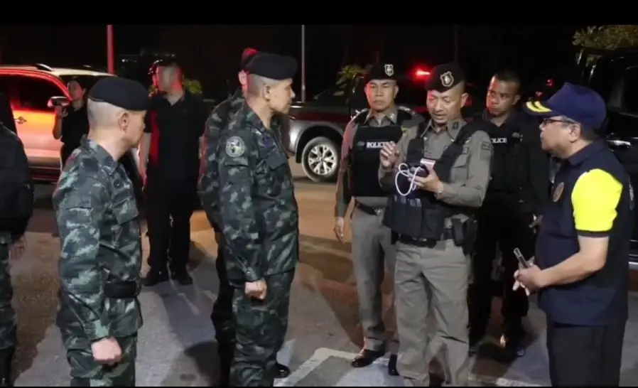 แม่ทัพ 4 ลงพื้นที่ติดตามเหตุระเบิด 8 ลูก ในเขตเมืองยะลา