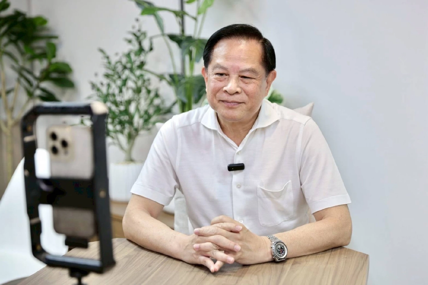 นายพีระพันธุ์ สาลีรัฐวิภาค หัวหน้าพรรครวมไทยสร้างชาติ