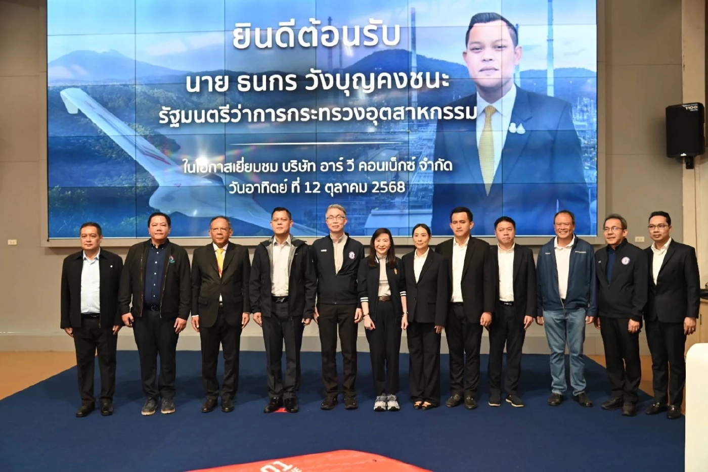 “ธนกร” ดันอุตสาหกรรมป้องกันประเทศ หนุนโดรนไทยเสริมมั่นคงชาติ