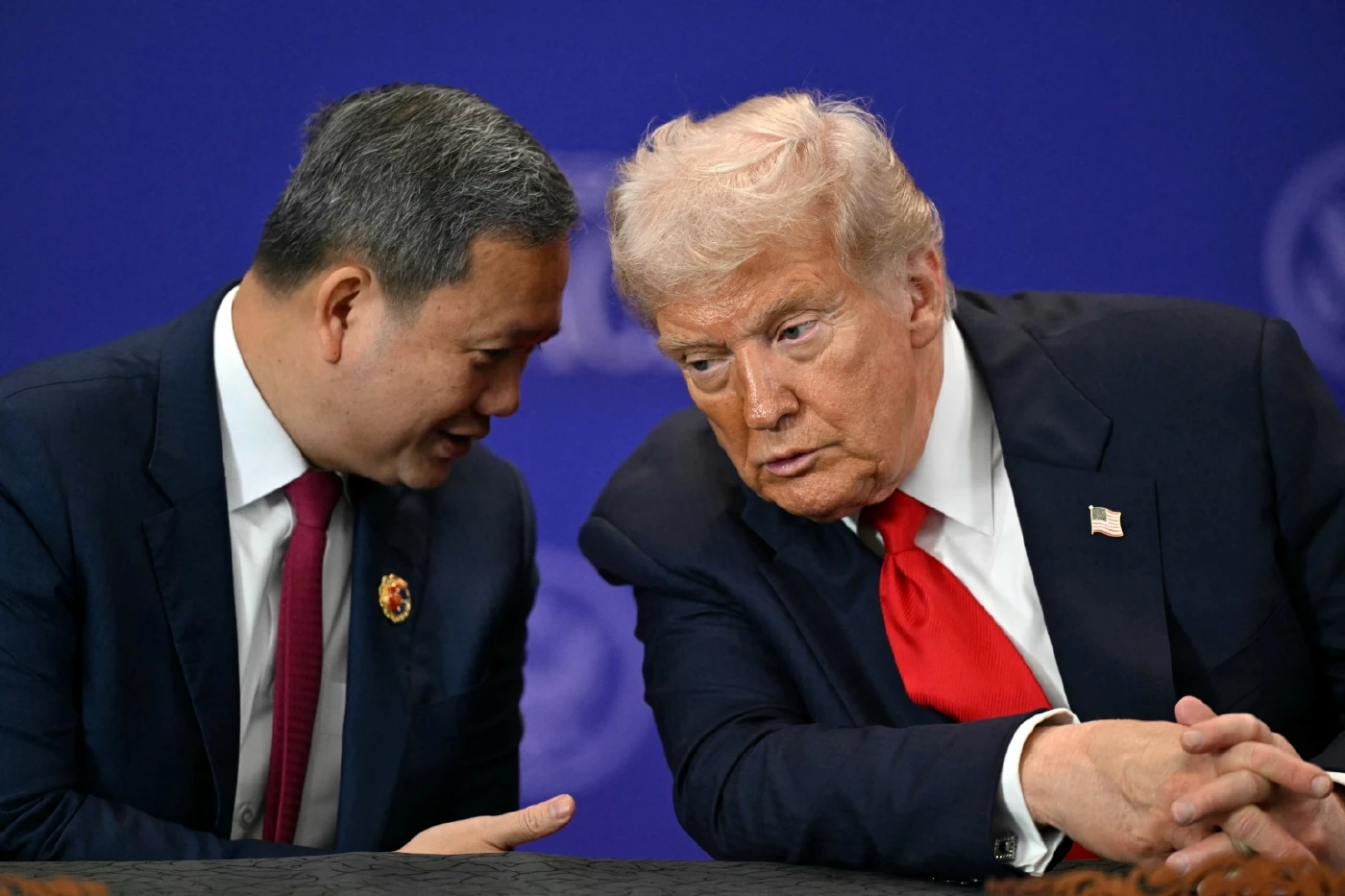 นาทีประวัติศาสตร์! "ทรัมป์" เป็นสักขีพยาน "อนุทิน" จับมือ "ฮุน มาเนต"