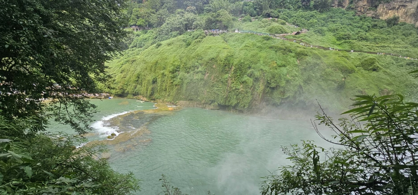 \"น้ำตกหวงกั่วซู่\" ใหญ่ที่สุดในจีน \"มณฑลกุ้ยโจว\" ยิ่งชมยิ่งสวย