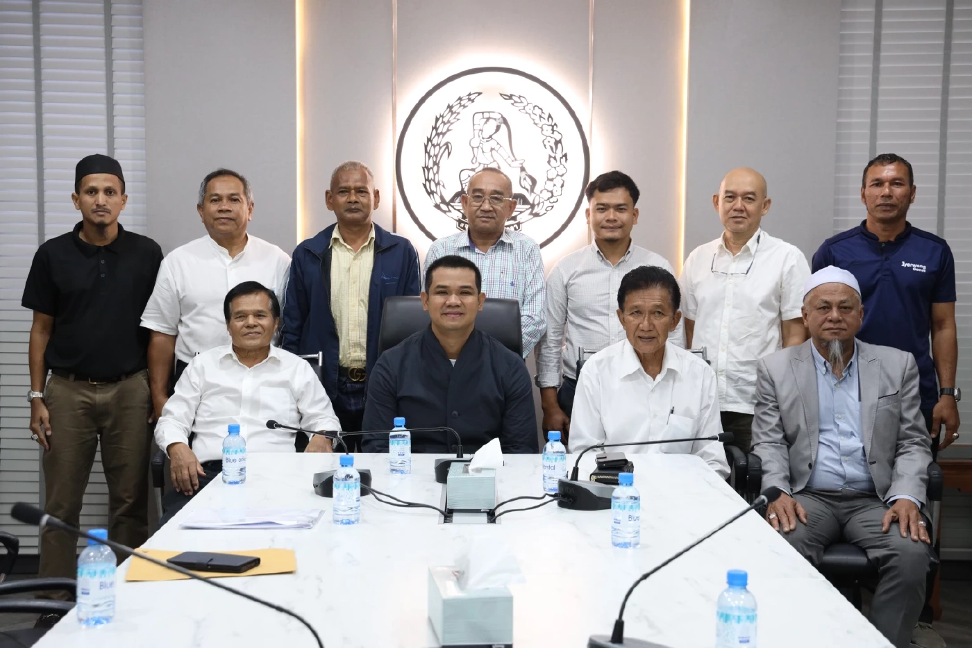 "ชัยชนะ-เจะอามิง" ต้อนรับคณะ "อดีต สส.-ผู้สมัคร-แกนนำมุสลิม ปชป."