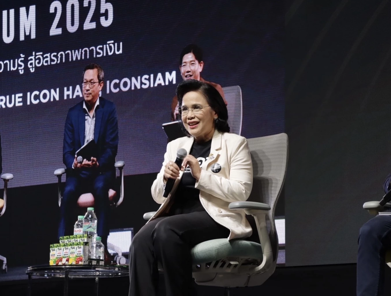 จารุลักษณ์ เรืองสุวรรณ เลขาธิการคณะกรรมการกองทุนการออมแห่งชาติ