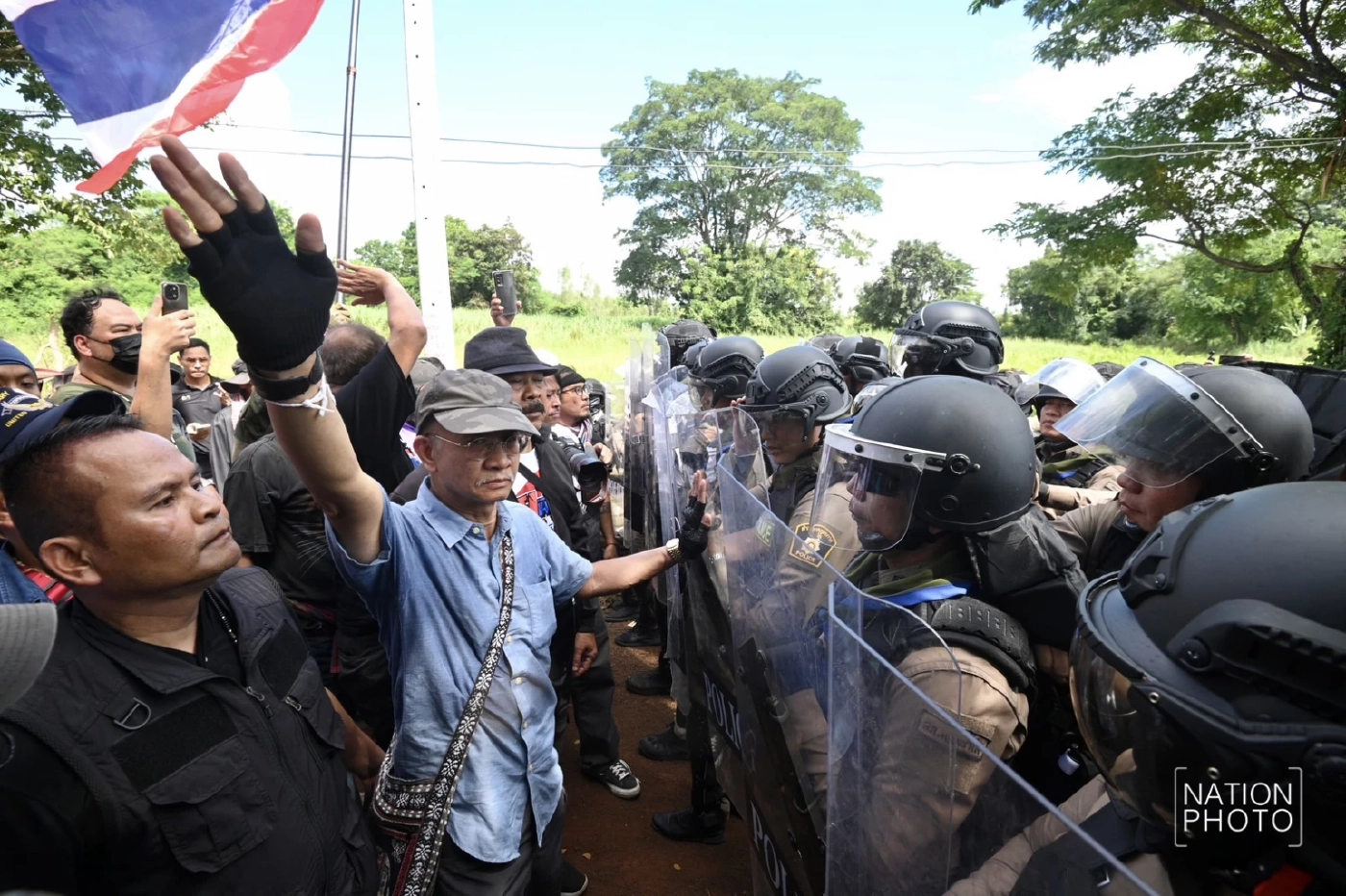 กกล.บูรพา เบรก “วีระ” ยุตินำมวลชนบ้าน ที่รุกล้ำบ้านหนองจาน