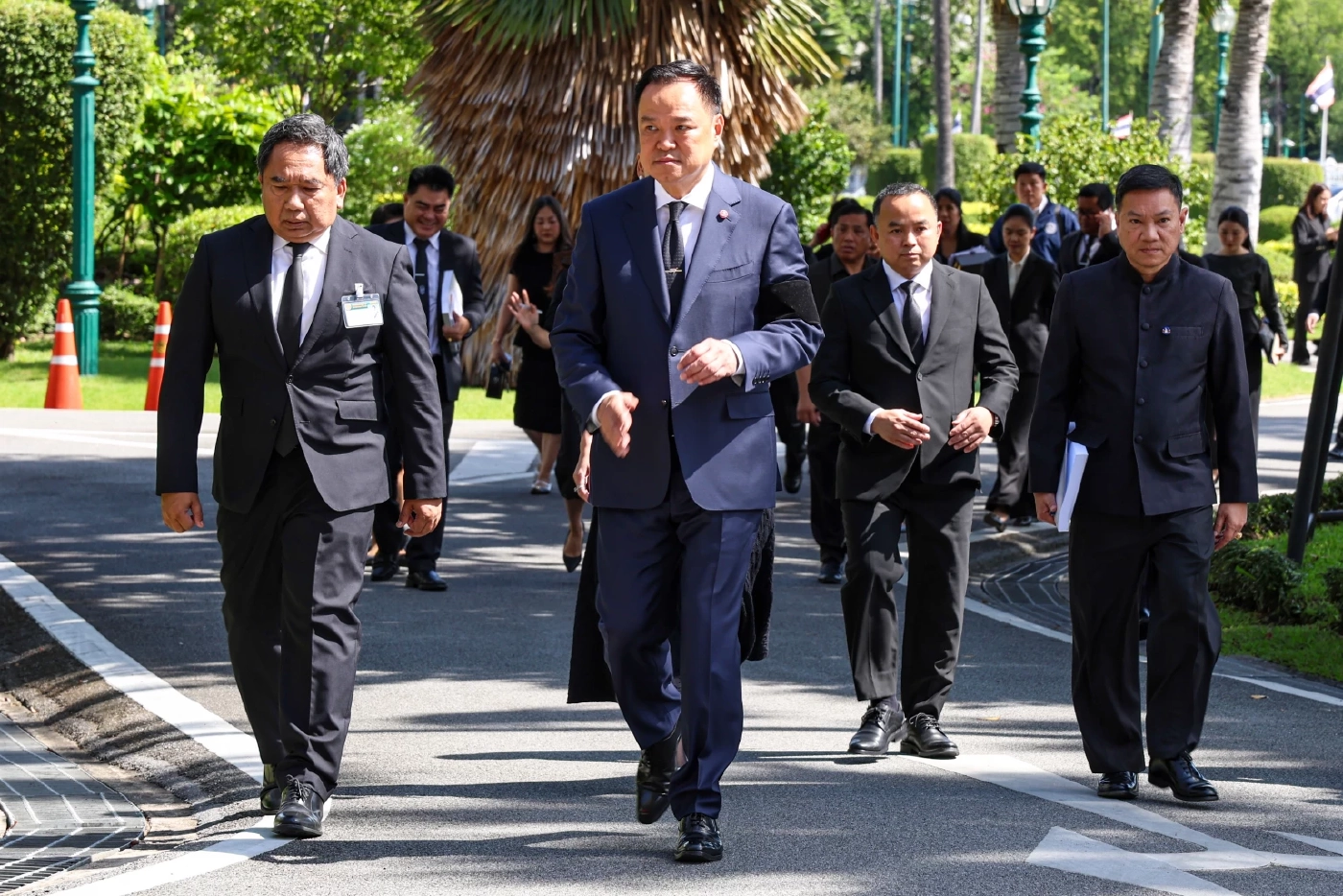 เปิดรายละเอียดการไว้ทุกข์ถวาย สมเด็จพระพันปีหลวง ทำอะไรบ้าง?