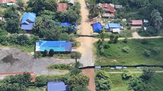 กัมพูชาขนสื่อเข้าหนองหญ้าแก้ว ปลุกระดมบิดเบือน ให้ไทยปล่อยเชลย