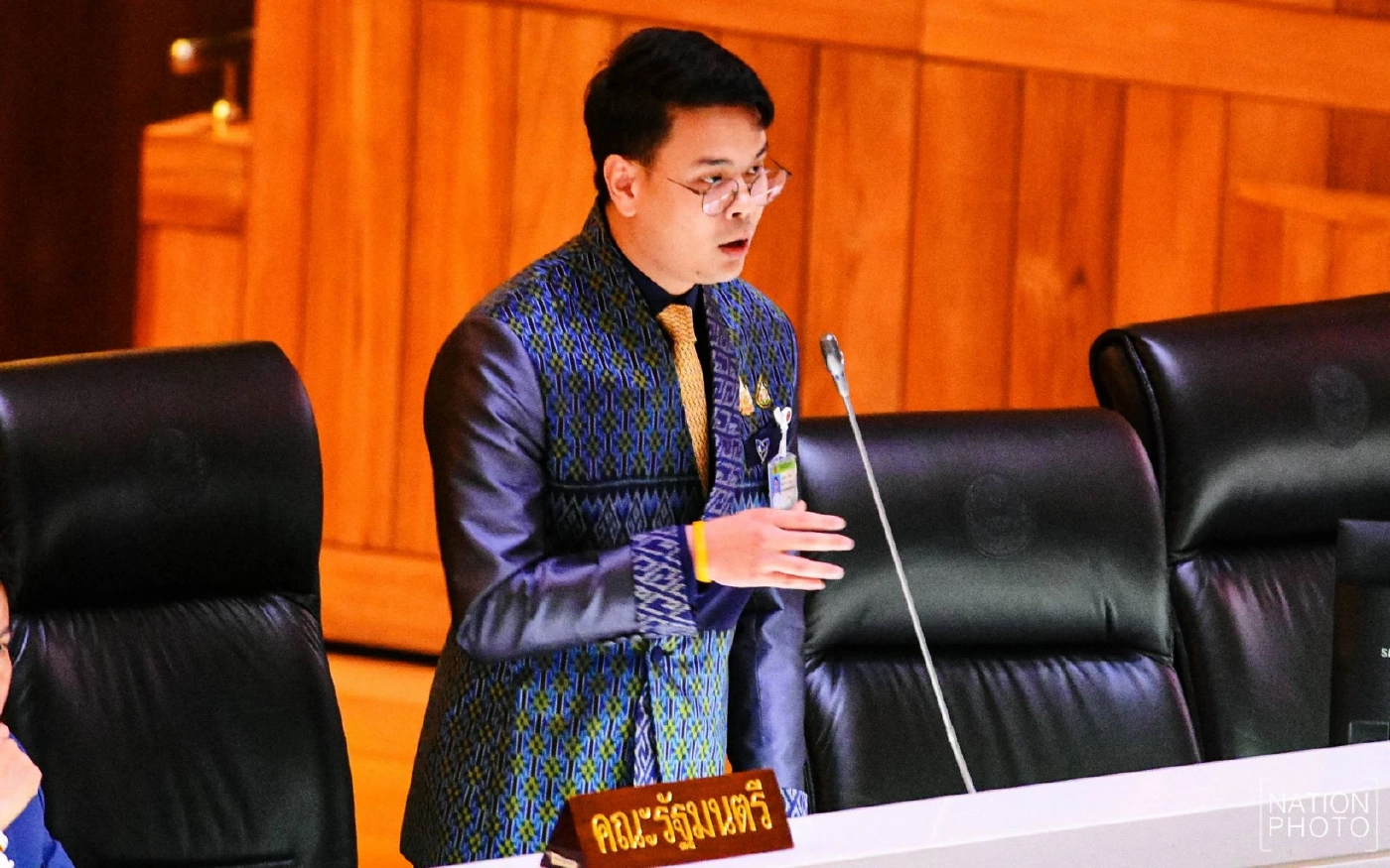 "โรม" ประชุม "กมธ.มั่นคงฯ" ห่วง เงิน 40 ล้านติดสินบน รมต.ดีอีฯ อาจโยงกลุ่มสแกมเมอร์