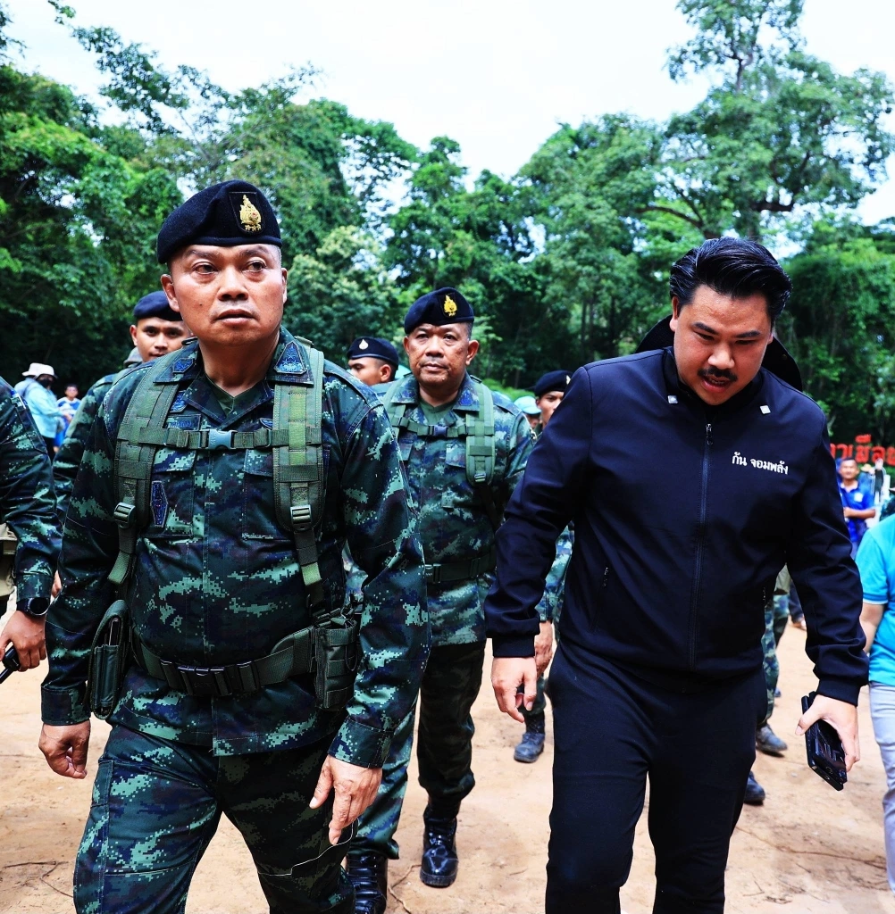 \"นายกฯอนุทิน\" ยอมใจ \"กัน จอมพลัง\" ชี้ \"ช่วยชายแดนมากกว่ารัฐ\"