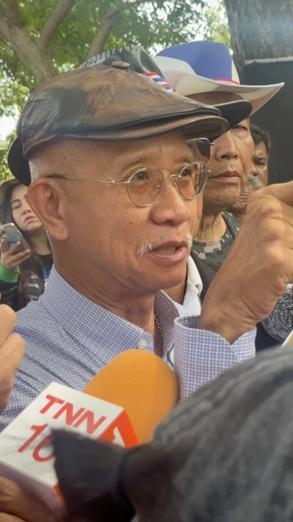 นายวีระ สมความคิด เลขาธิการเครือข่ายประชาชนต้านคอร์รัปชัน