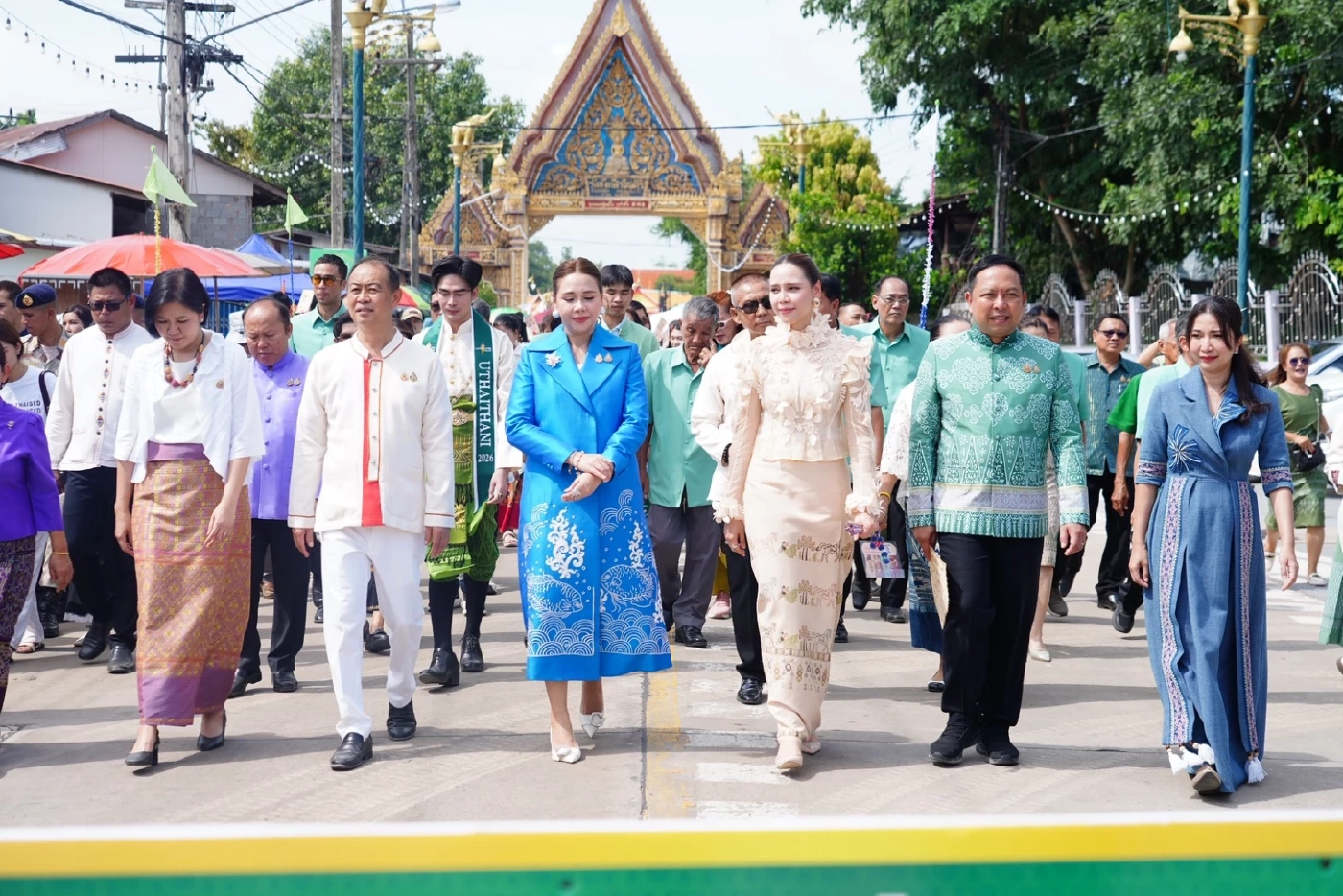 วธ.จัดใหญ่ประเพณี "ตักบาตรเทโว" เทศกาลออกพรรษา จ.อุทัยธานี