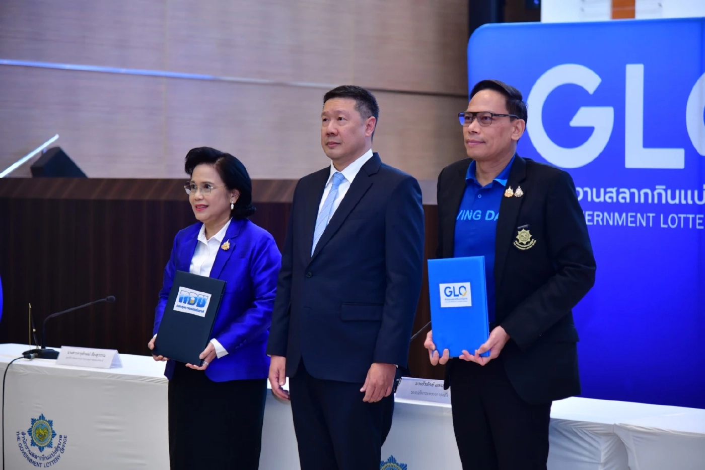 กอช. - สำนักงานสลากฯ ลงนาม MOU ออกรางวัล 'สลาก กอช. - หวยเกษียณ'