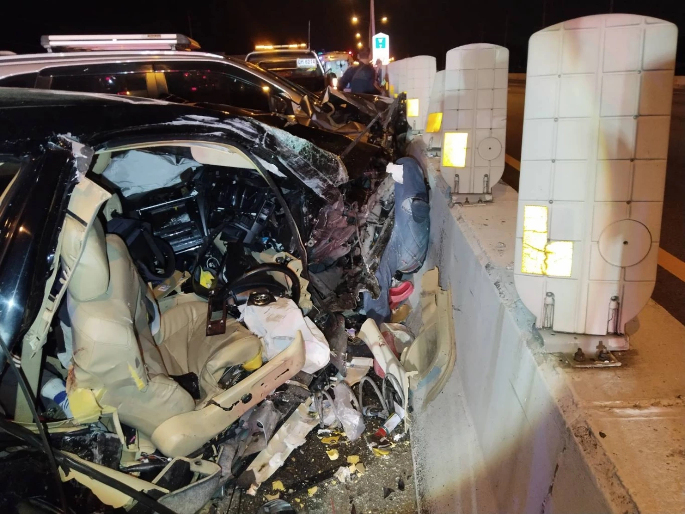 ชน 5 คันรวด มอเตอร์เวย์หมายเลข 7 นักศึกษาพยาบาล พลเมืองดีถูกชนซ้ำ ดับ!