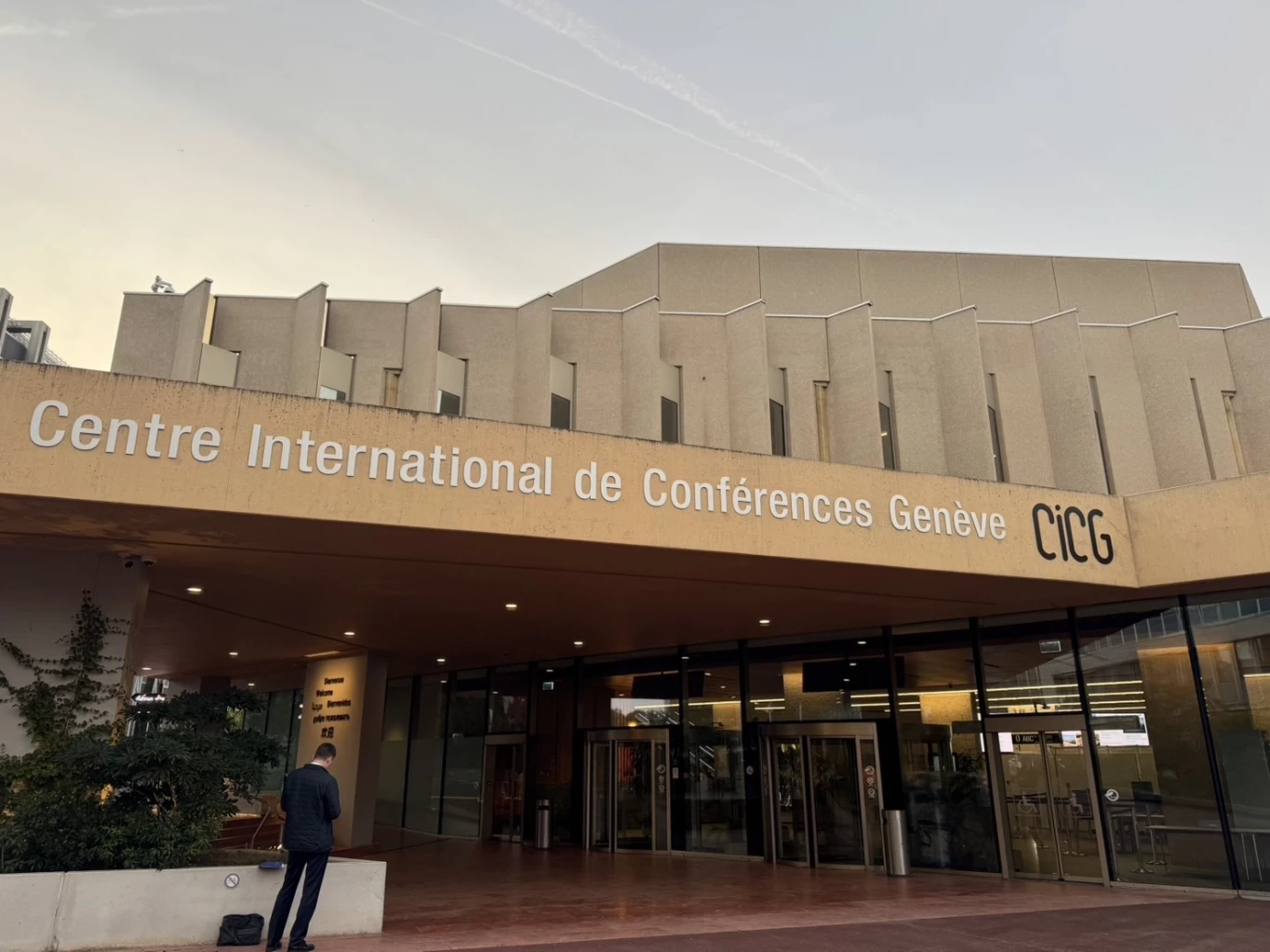 "วันนอร์-โรม" ลุย เวทีแรก IPU อาเซียนบวก 3 ไทยชง "สแกมเมอร์" บรรจุวาระเร่งด่วน (มีคลิป)