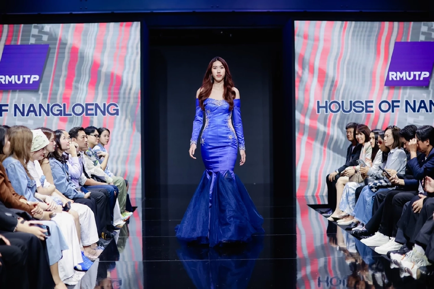 สยามเซ็นเตอร์ ร่วมกับ การท่องเที่ยวแห่งประเทศไทย และ เอปสัน ประเทศไทย  เปิดเวที Bangkok International Fashion Week 2025 –Visionary Stage at Siam Center สนับสนุนยังก์ดีไซเนอร์ ชูพลังไทยสร้างสรรค์จากผ้าไทยท้องถิ่นทั่วประเทศ