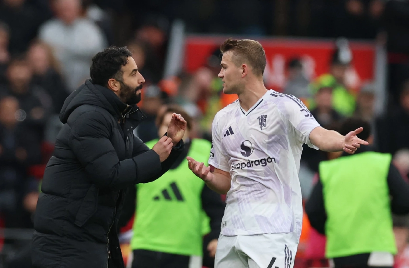 พรีวิว พรีเมียร์ลีก สุดสัปดาห์: "ซาลาห์" ต้องกู้ศรัทธา, "แมนยู" ลุ้นชัย 3 นัดติด