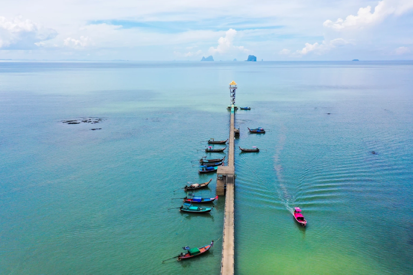 ออมสิน ชู \'เกาะลิบง\' ต้นแบบท่องเที่ยวเมืองรอง เคลื่อนฐานราก