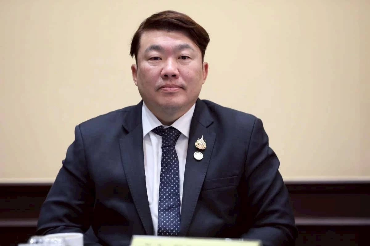 โฆษก รบ.ฟาดเกรียนคีย์บอร์ด บิดเบือนนายกฯ ซัดรอง มทภ.2 ปมรับบริจาค