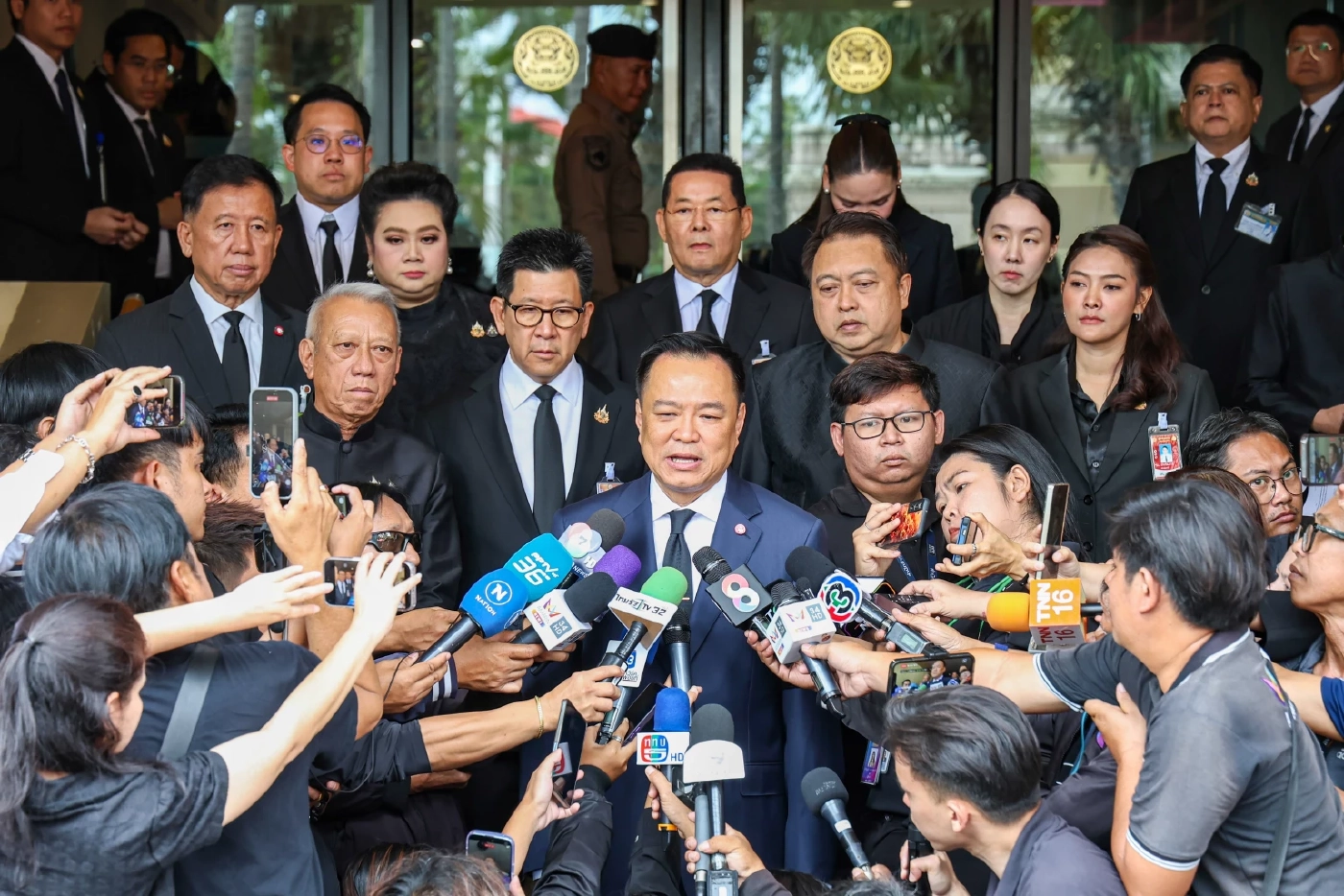 แจง ครม.ไม่ห้ามจัดกิจกรรมรื่นเริง เพียงขอให้ปรับให้เหมาะสม