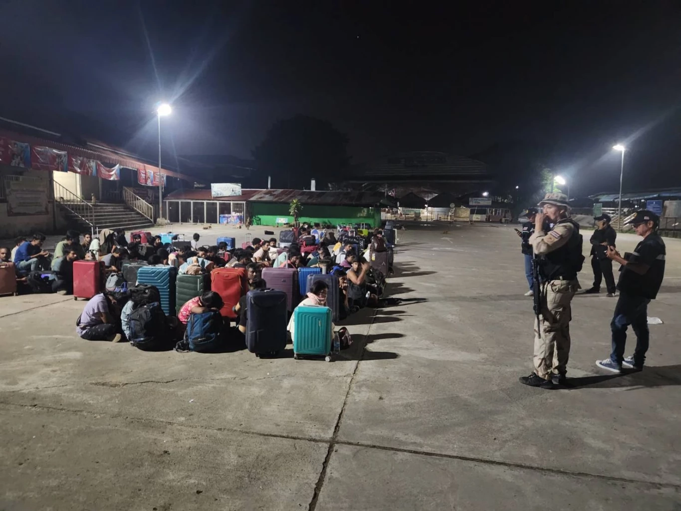 ผึ้งแตกรัง! "ทบ." เผย คุม 795 ต่างชาติ หนีเข้าไทย หลัง "เมียนมา" ทลาย "KK-Park" ในเมียวดี