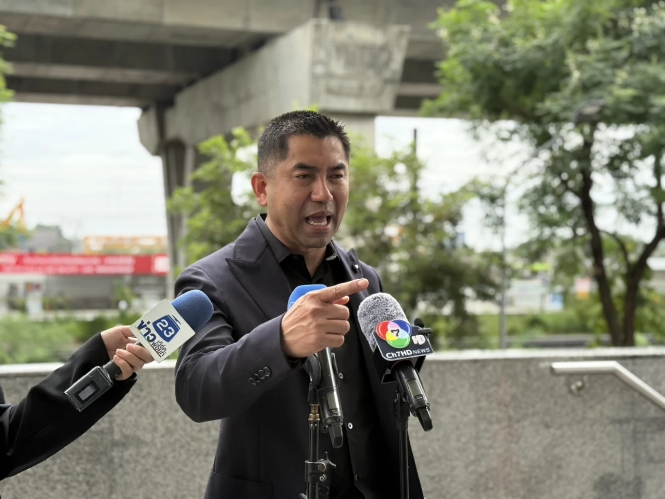 "บิ๊กโจ๊ก" ฟ้องเพิ่ม "2 บิ๊กตุลาการศาลปกครอง" ปฏิบัติหน้าที่มิชอบ