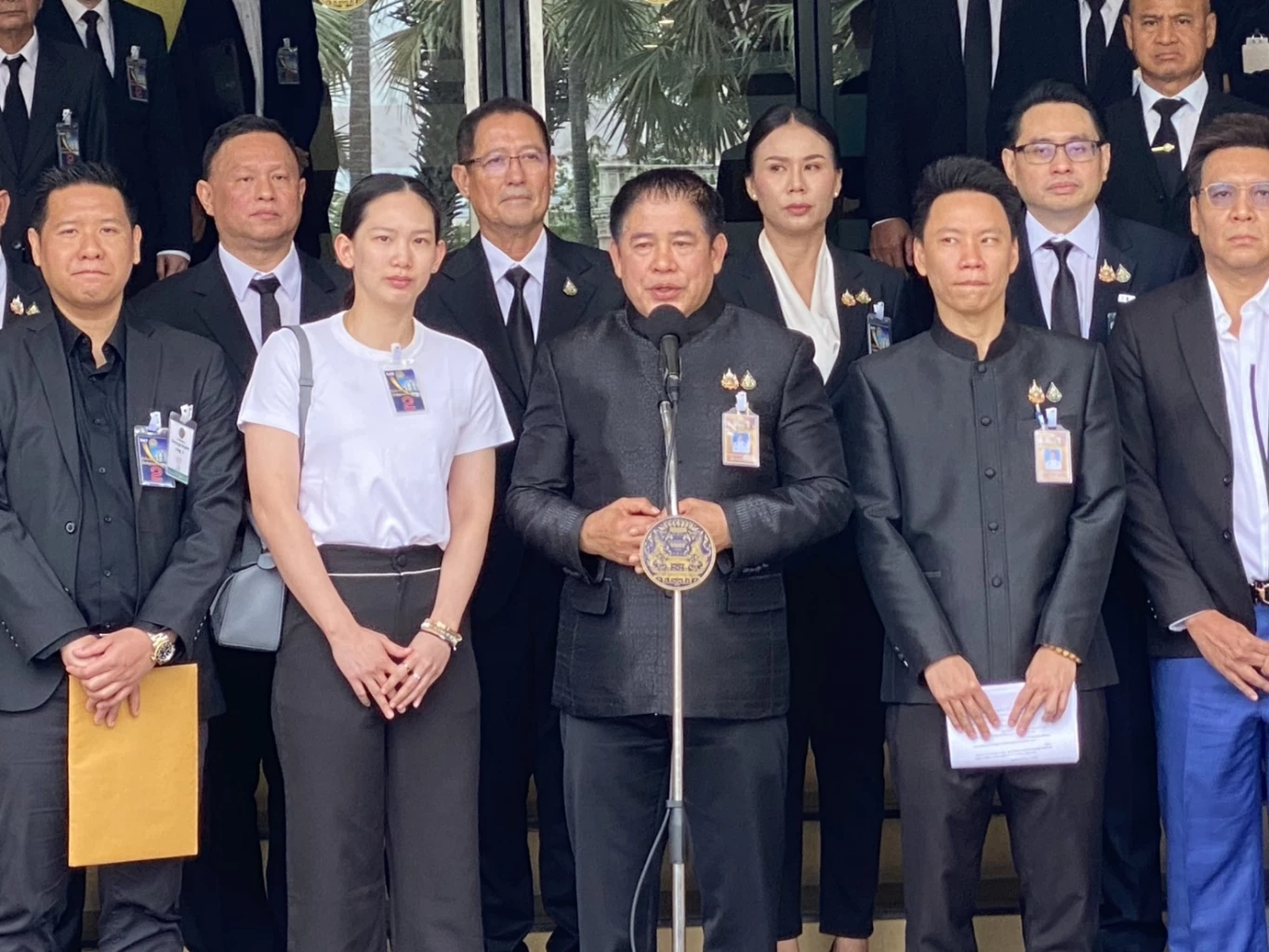 "หมิว พรปวีณ์" เปลี่ยนใจลุย "แบดซีเกมส์" หลังถอนตัว ด้าน "ธรรมนัส" ตั้ง คกก.ชุดพิเศษตรวจสอบ